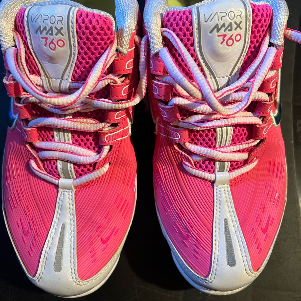 Nike Vapor Max 360 Pink and White Sneakers